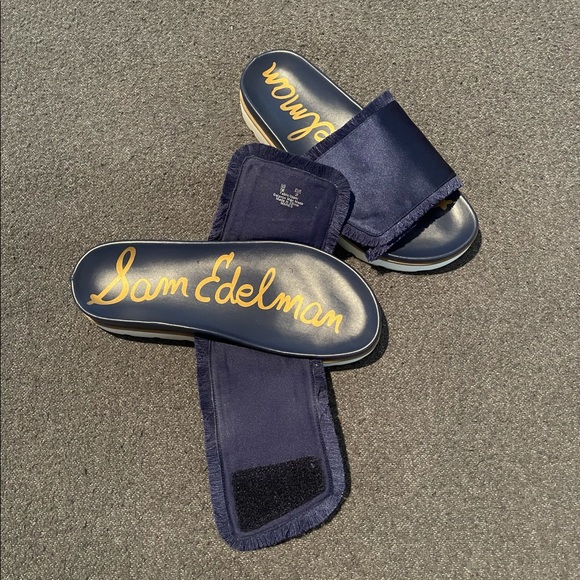 Sam Edelman “Mares” Navy Satin w/soft fringe *EUC* - Picture 2 of 4